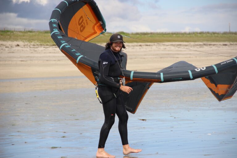 Cours de kitesurf plage de landrezac (Sarzeau)